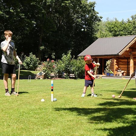 Badger'S Wood At Hoo Farm Villa เทลฟอร์ด ภายนอก รูปภาพ